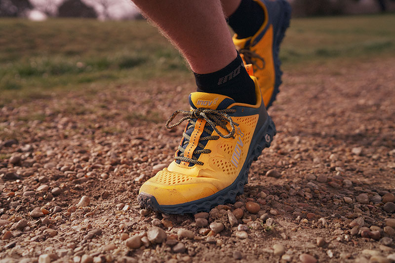 15 03 22 INOV 8 Pick UP 3276 retouch copy