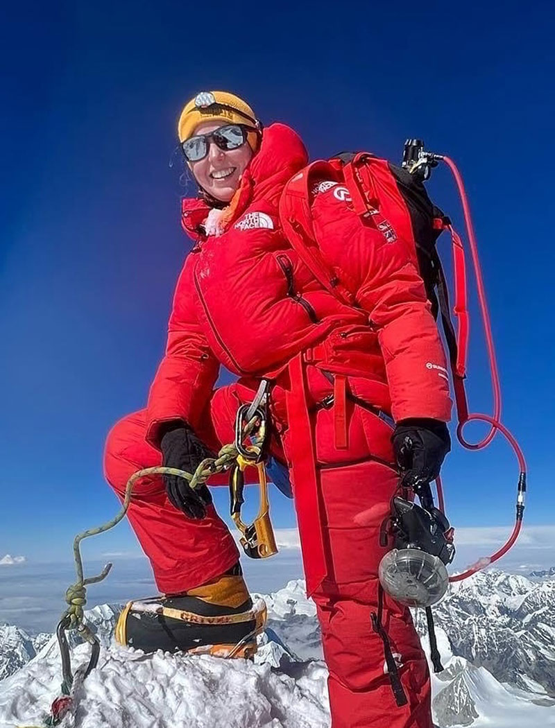 Adriana Brownlee 002