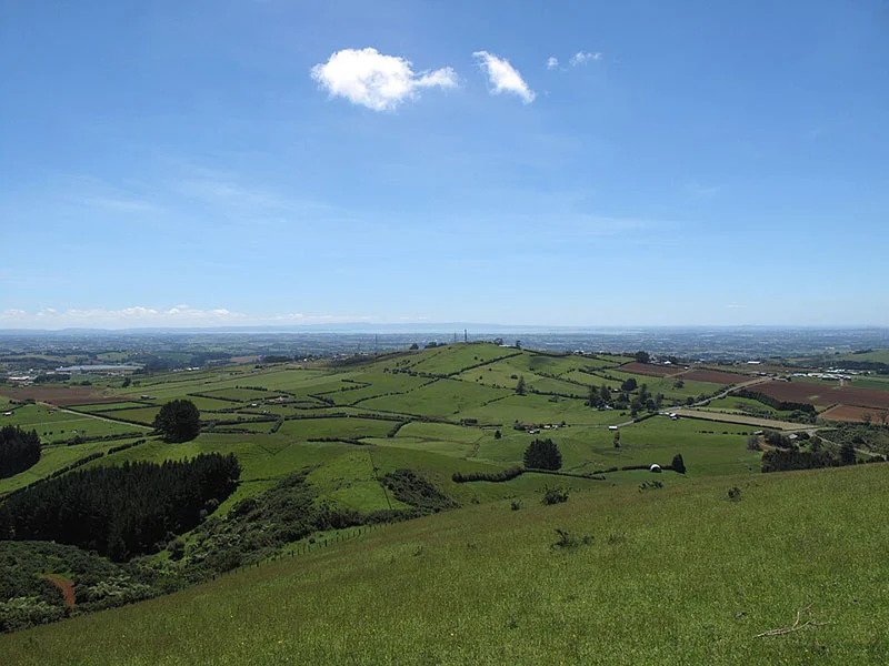 960px View looking north west towards Auckland from top of Mount Puketutu