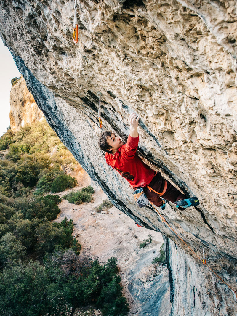 Hugo Parmentier first 9b GM Aurèle Bremond 1 002