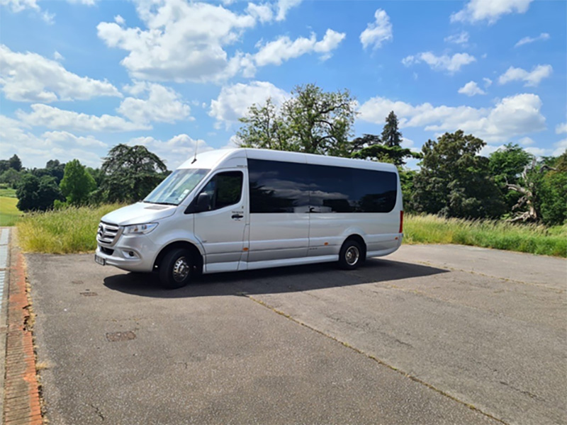 Mini bus hire