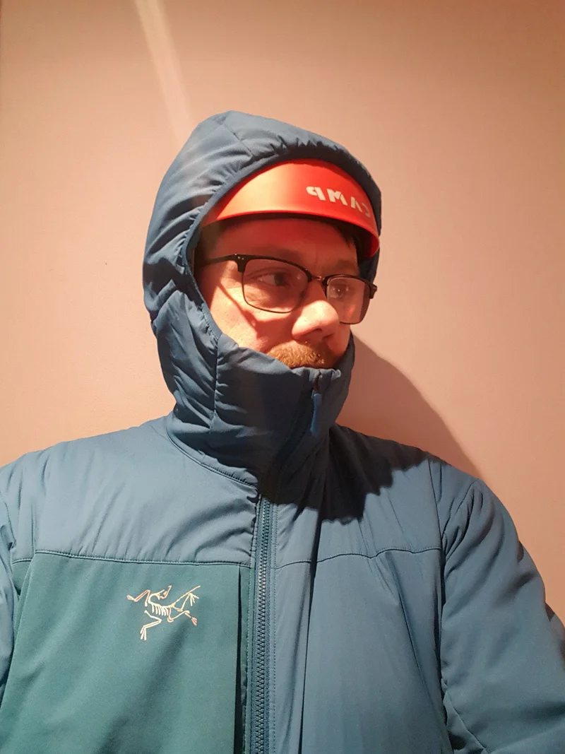 Proton LT Hoody 3