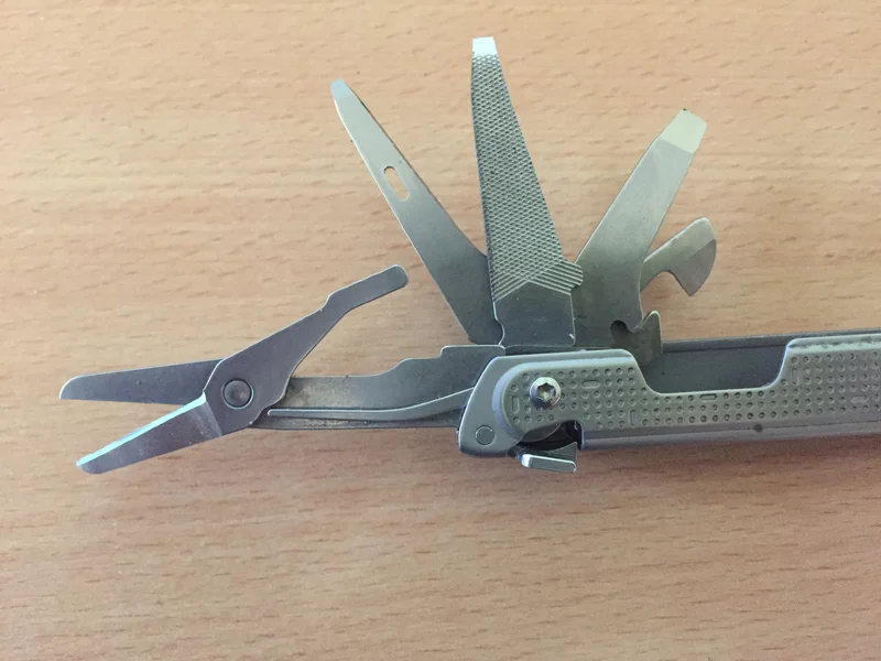 Leatherman FREE 1