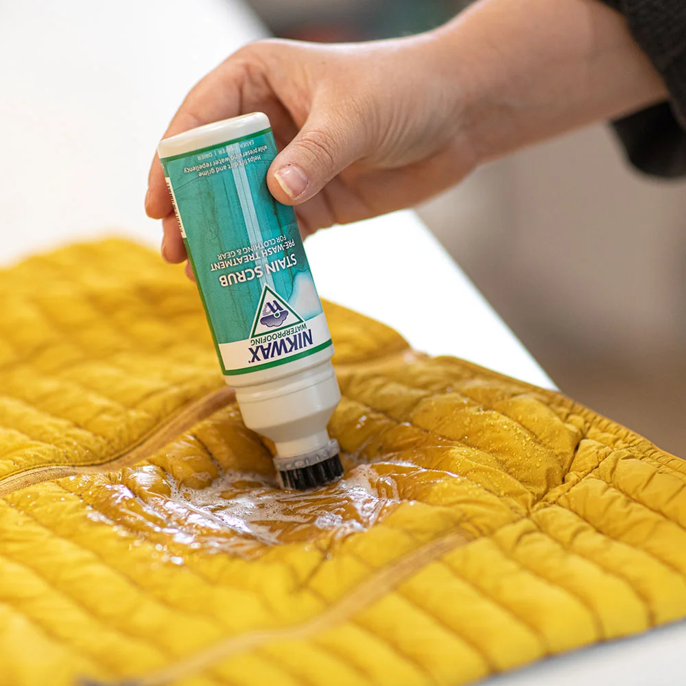 NIKWAX Stain Scrub Product Photography 2025 130 2