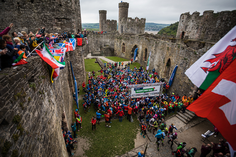 The 2019 Berghaus Dragons Back Race gets underway 002