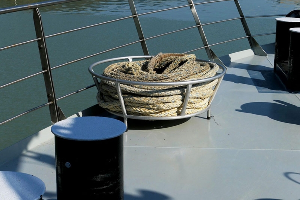 Mastering rope techniques for secure lakeside adventures